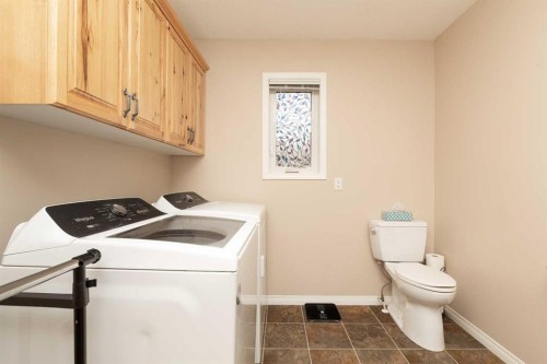 910 Centennial Avenue, Nobleford, AB - Indoor