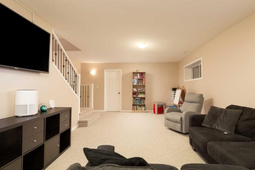 910 Centennial Avenue, Nobleford, AB - Indoor