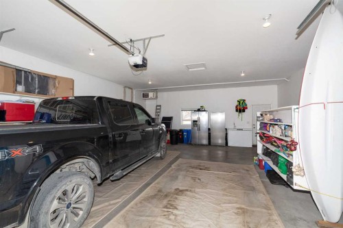 910 Centennial Avenue, Nobleford, AB - Indoor Photo Showing Garage