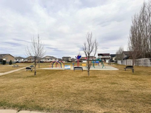 910 Centennial Avenue, Nobleford, AB - Outdoor