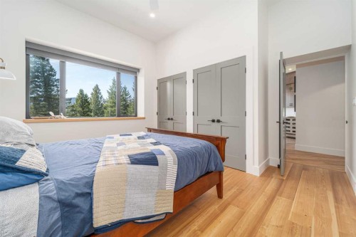 8938 24 Avenue, Coleman, AB - Indoor Photo Showing Bedroom