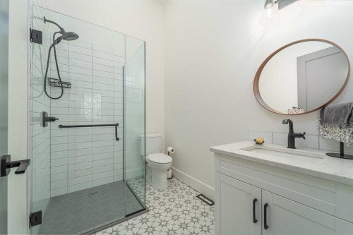 8938 24 Avenue, Coleman, AB - Indoor Photo Showing Bathroom