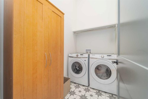 8938 24 Avenue, Coleman, AB - Indoor Photo Showing Laundry Room