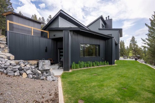 8938 24 Avenue, Coleman, AB - Outdoor