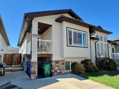 344 Lynx Crescent North, Lethbridge, AB - Outdoor With Exterior