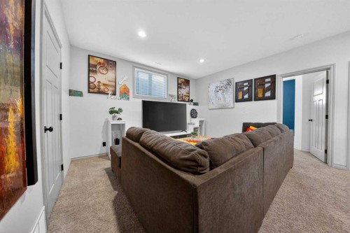 4709 7 Street, Coalhurst, AB - Indoor