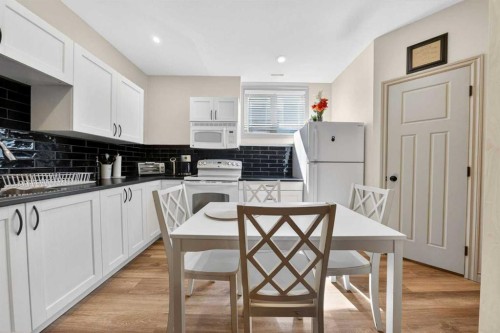 4709 7 Street, Coalhurst, AB - Indoor