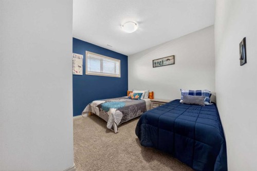 4709 7 Street, Coalhurst, AB - Indoor Photo Showing Bedroom