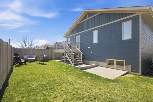 4709 7 Street, Coalhurst, AB - Outdoor