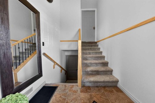 4709 7 Street, Coalhurst, AB - Indoor Photo Showing Other Room