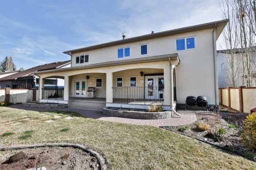 318 Mcmaster Boulevard West, Lethbridge, AB - Outdoor With Deck Patio Veranda With Facade