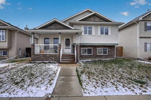 188 Mildred Dobbs Boulevard NORTH Lethbridge, AB T1H 5M7