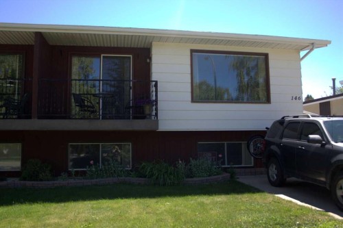 146 Mcgill Boulevard West, Lethbridge, AB 
