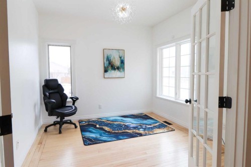 4 Heritage Point West, Lethbridge, AB - Indoor Photo Showing Other Room