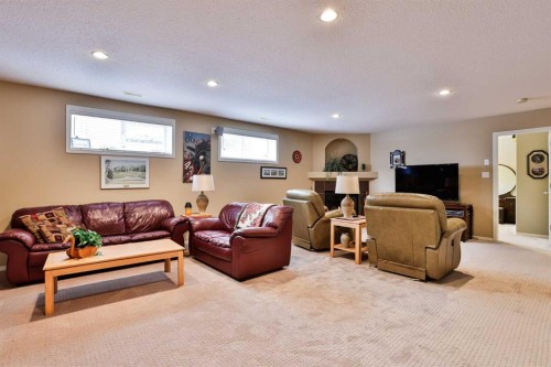 91 Fairmont Point South, Lethbridge, AB - Indoor
