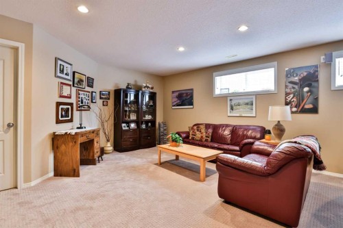 91 Fairmont Point South, Lethbridge, AB - Indoor