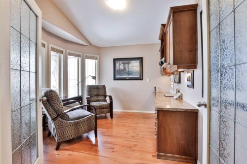 91 Fairmont Point South, Lethbridge, AB - Indoor Photo Showing Other Room