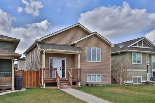 1988 Parkside Way, Coaldale, AB - Outdoor With Facade