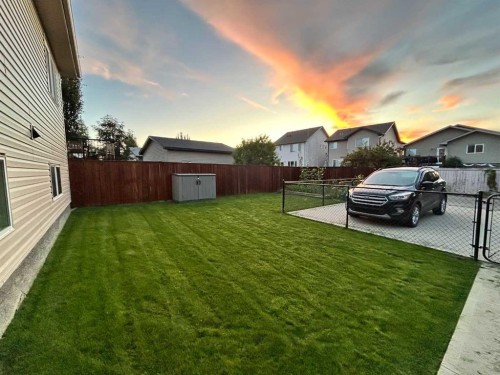 389 Moonlight Way West, Lethbridge, AB - Outdoor