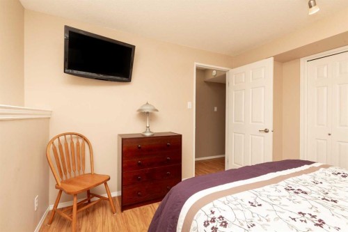 3512 20 Avenue South, Lethbridge, AB - Indoor Photo Showing Bedroom