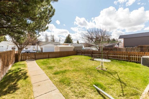 3512 20 Avenue South, Lethbridge, AB - Outdoor