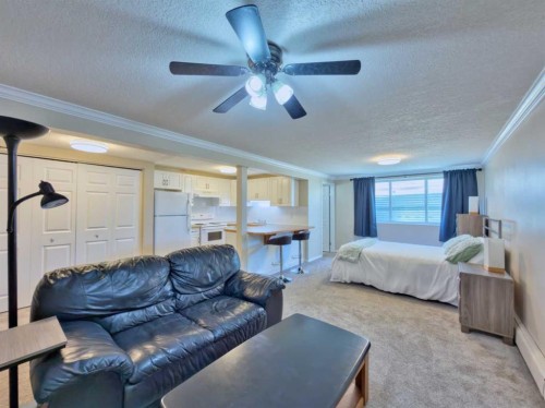 9-1739 St Edwards Boulevard North, Lethbridge, AB - Indoor Photo Showing Other Room