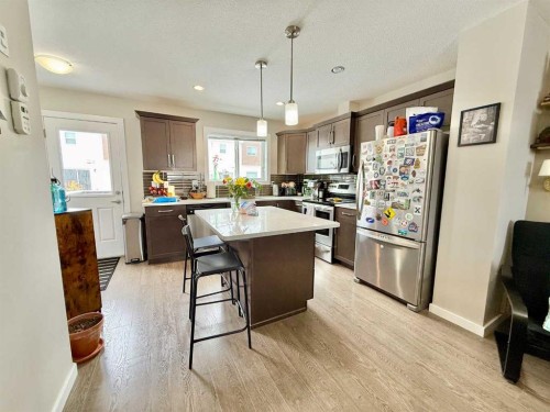 3-1134 Keystone Road West, Lethbridge, AB - Indoor Photo Showing Kitchen With Upgraded Kitchen