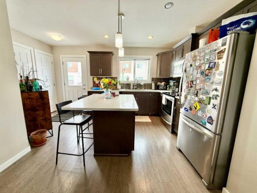3-1134 Keystone Road West, Lethbridge, AB - Indoor Photo Showing Kitchen With Upgraded Kitchen