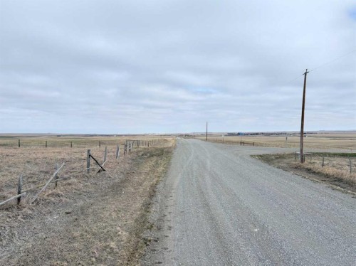 On 252 Range, Rural Cardston County, AB - Outdoor With View