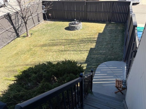 532 Sunridge Crescent West, Lethbridge, AB - Outdoor