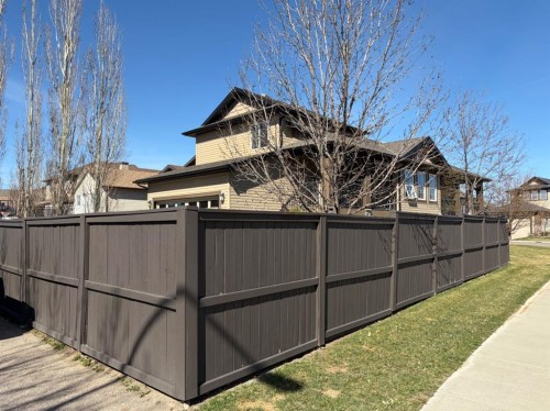 532 Sunridge Crescent West, Lethbridge, AB - Outdoor