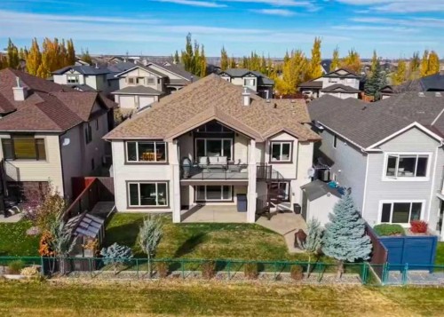 534 Canyon Cove West, Lethbridge, AB - Outdoor With Facade