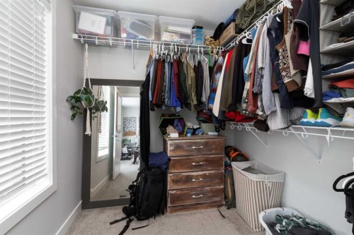 3-67 Aquitania Circle West, Lethbridge, AB - Indoor With Storage