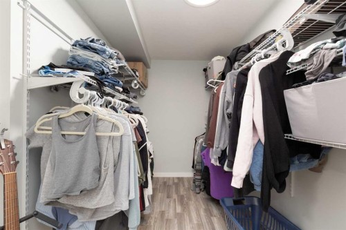 3-67 Aquitania Circle West, Lethbridge, AB - Indoor With Storage