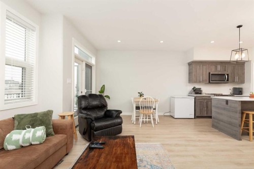 3-67 Aquitania Circle West, Lethbridge, AB - Indoor