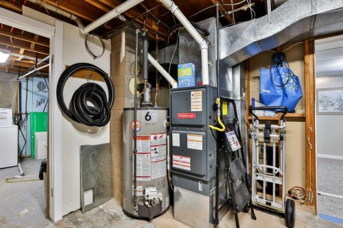 2124 6A Avenue North, Lethbridge, AB - Indoor Photo Showing Basement