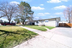 4821 56 Avenue Taber, AB T1G 1E4