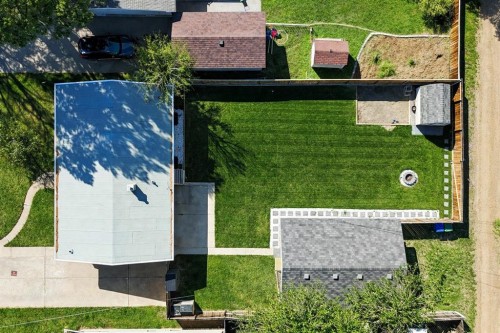 4821 56 Avenue, Taber, AB - Outdoor