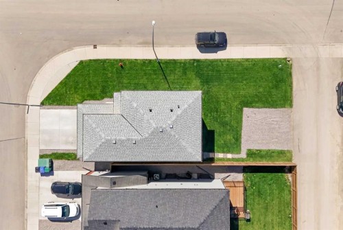 2 Miners Road West, Lethbridge, AB - Outdoor