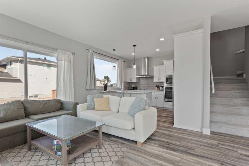 2 Miners Road West, Lethbridge, AB - Indoor Photo Showing Living Room