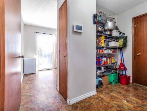 5502 45 Avenue, Taber, AB 