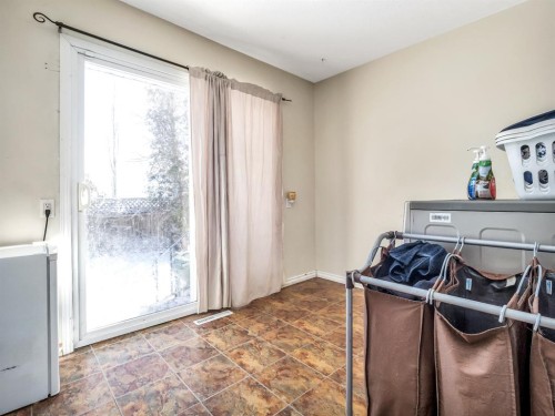 5502 45 Avenue, Taber, AB 