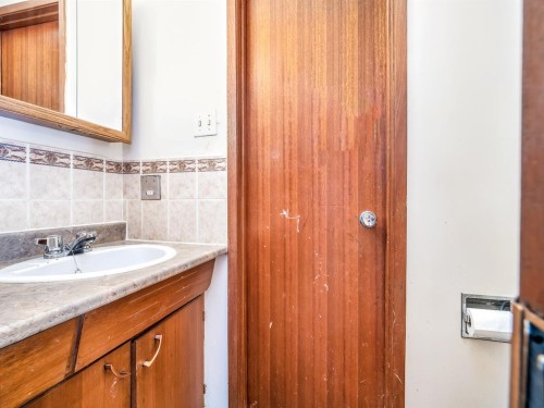 5502 45 Avenue, Taber, AB 