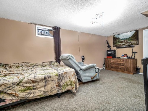 5502 45 Avenue, Taber, AB 