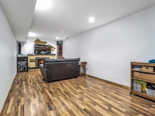 5502 45 Avenue, Taber, AB 