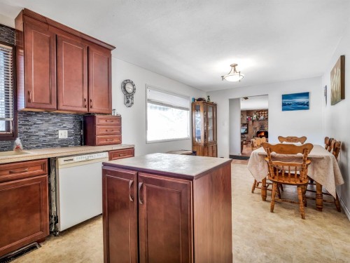 5502 45 Avenue, Taber, AB 