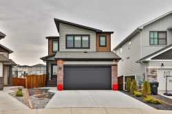 42 Blackwolf Pass NORTHLethbridge, AB T1H 7H7