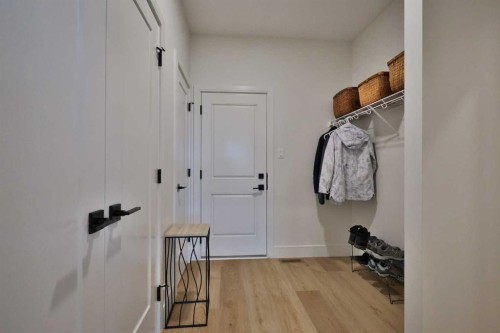 42 Blackwolf Pass North, Lethbridge, AB - Indoor