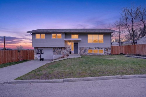 943 East Avenue  Pincher Creek, AB T0K 1W0