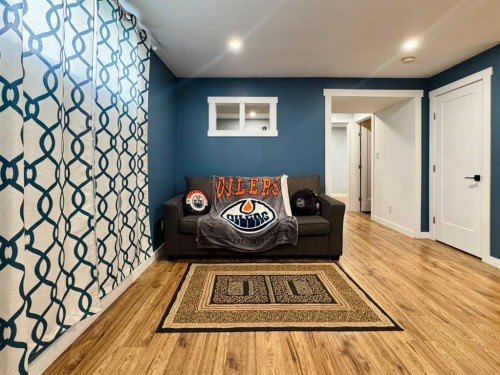 86 Riverstone Boulevard West, Lethbridge, AB - Indoor Photo Showing Other Room